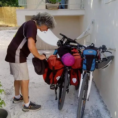 Tune Activity Guesthouse- Over 24's Ipsos