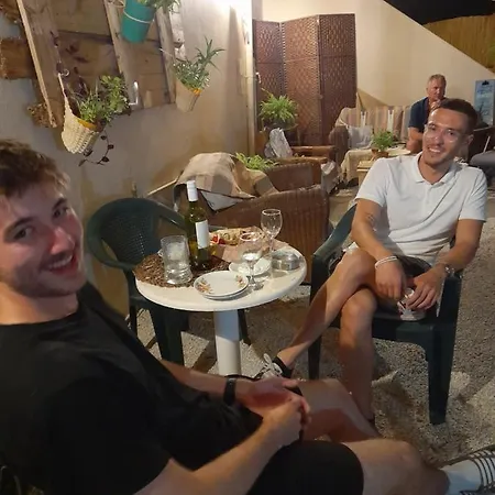 Tune Activity Guesthouse- Over 24's Guest house